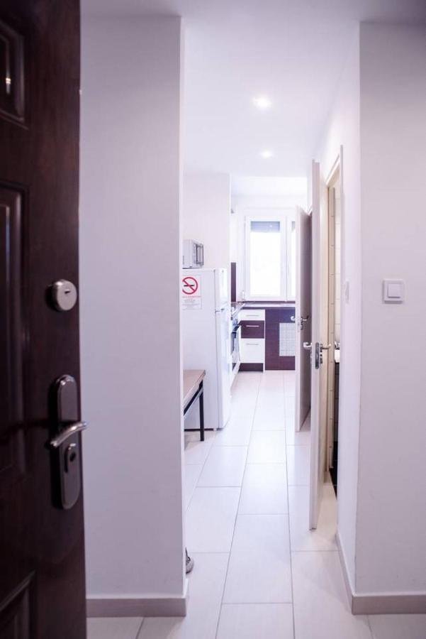 Peaceful, Cozy And New Apartment With Balcony Budapest Exterior photo